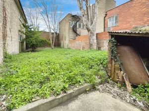 Photo 4- click for photo gallery